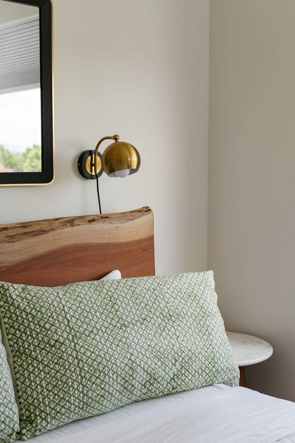 Bedroom 3 detail